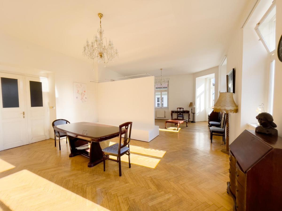 Center Of Prague Apartment 369 외부 사진